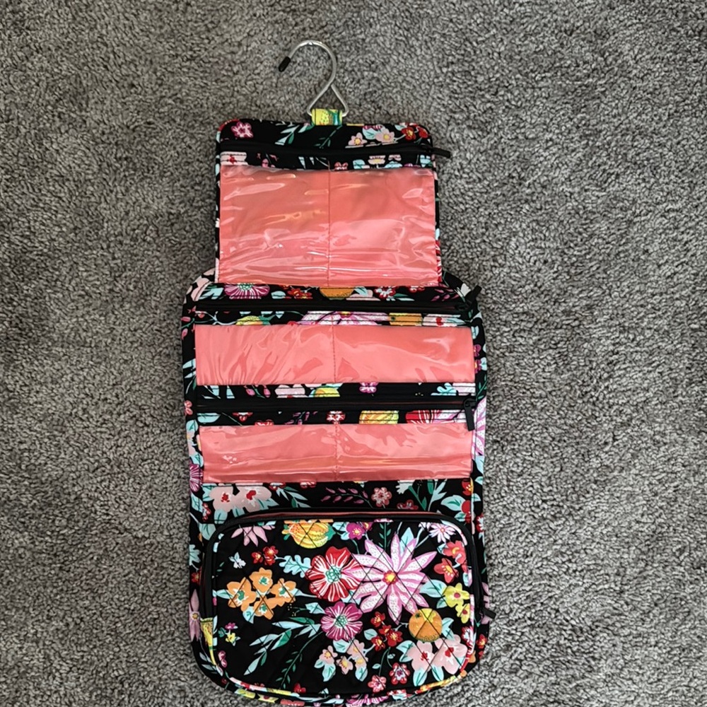 Floral Hanging Organizer